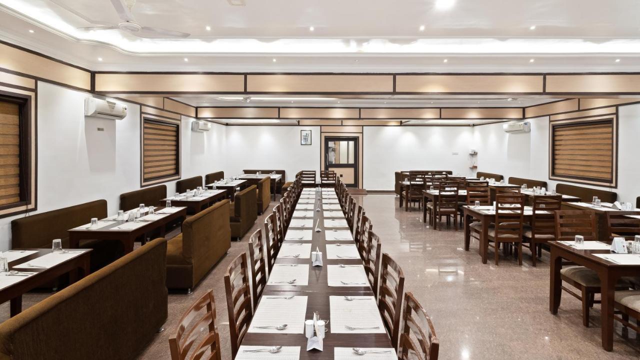 Niranjana Hotel Bodhgaya Exterior photo